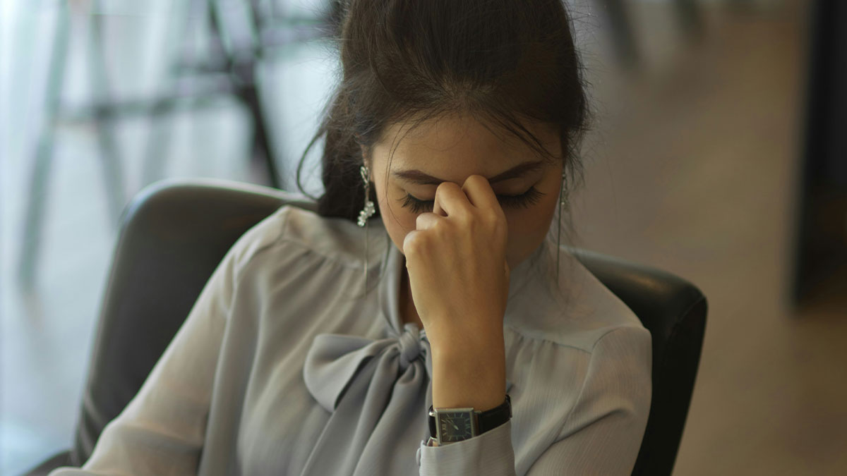 Woman Asks For Advice After Husband Tries To Control What She Eats, Gets A Reality Check