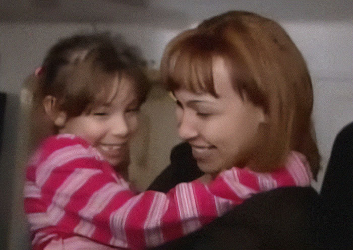 Woman Opens Up About How Biological Mom Recognized Her At Party After Being Kidnapped As A Baby Woman Opens Up About How Biological Mom Recognized Her At Party After Being Kidnapped As A Baby