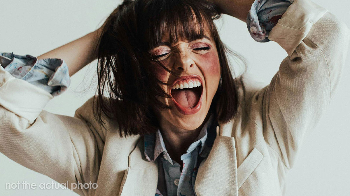 Woman Thinks There’s Home Invasion, Runs Away, Leaving Baby Twins Behind, Husband Is Livid