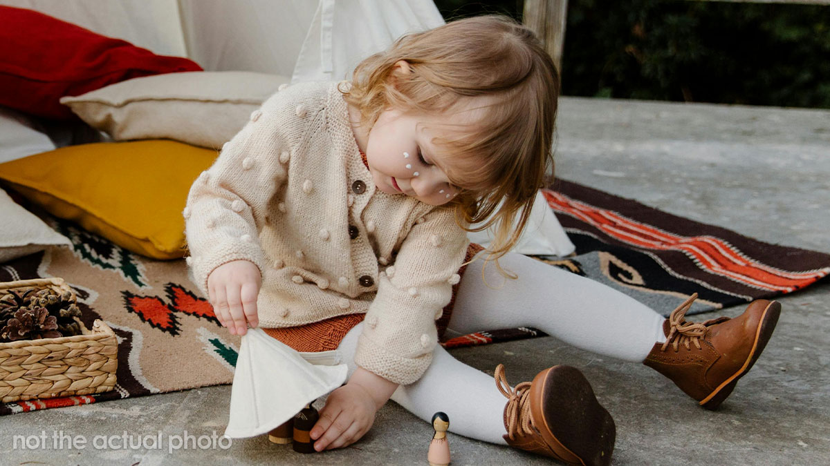 “I Told Them We Aren’t Babysitters”: Lady Says She’ll Call CPS On Couple Leaving Twins With Her