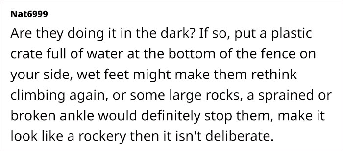 Fence-Hopping Neighbors Treat Private Yard As Public Shortcut, Homeowner Plans To Strike Back Fence-Hopping Neighbors Treat Private Yard As Public Shortcut, Homeowner Plans To Strike Back