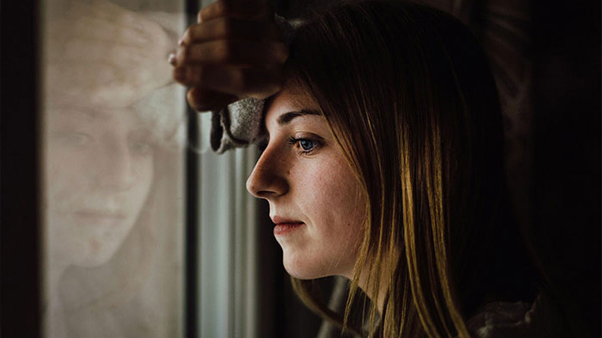 Woman Escapes Poverty Unlike Her Family, They’re Upset She Won’t Share Money With Them