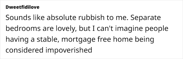 Netizens Call Out Friend For Telling Woman That Her 2 Kids Sharing A Room Shows Poverty Netizens Call Out Friend For Telling Woman That Her 2 Kids Sharing A Room Shows Poverty