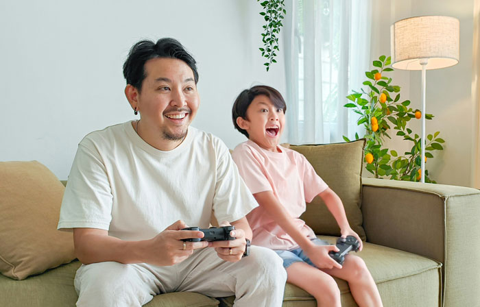 Woman Uncomfortable With Partner’s 12YO Son Getting Involved In Everything, Folks Open Her Eyes Woman Uncomfortable With Partner’s 12YO Son Getting Involved In Everything, Folks Open Her Eyes