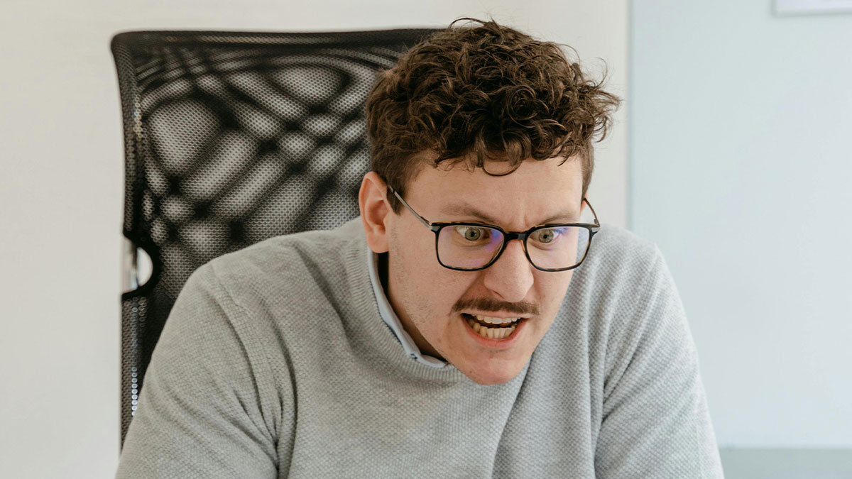 Man Furious At Childfree Coworker For Ruining His Paternity Leave, Gets A Reality Check