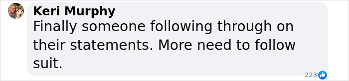 "Take The Rest Of Hollywood With You": Ellen DeGeneres Moved To The UK And People Are Thrilled "Take The Rest Of Hollywood With You": Ellen DeGeneres Moved To The UK And People Are Thrilled