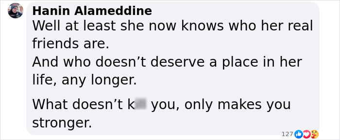 "Unfriend And Block": Bride Heartbroken After Entering Empty Venue As Guests Failed To Show Up "Unfriend And Block": Bride Heartbroken After Entering Empty Venue As Guests Failed To Show Up