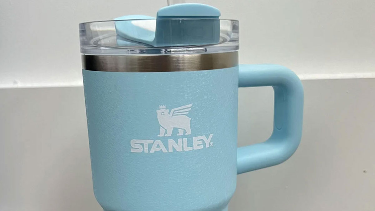 People Are Pointing Out Things That Are Popular But They Don’t Get Why