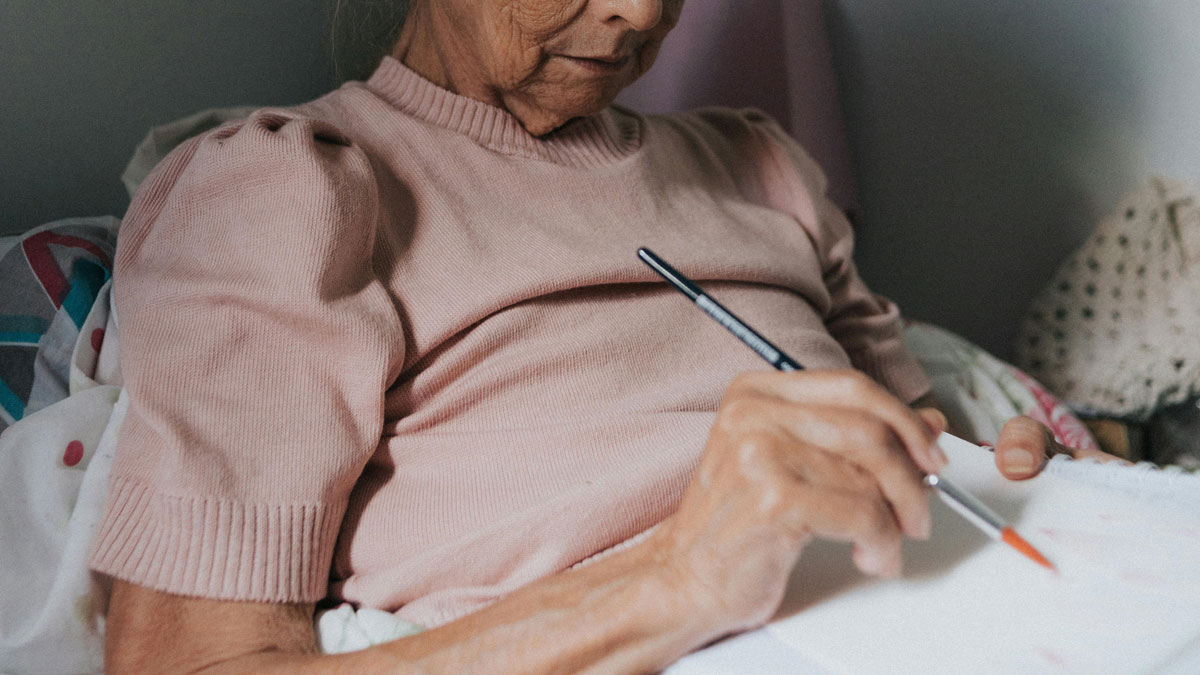 Grandma Spills Secret After Death, Leaves Son Without Inheritance: “He Doesn’t Know That I Know”