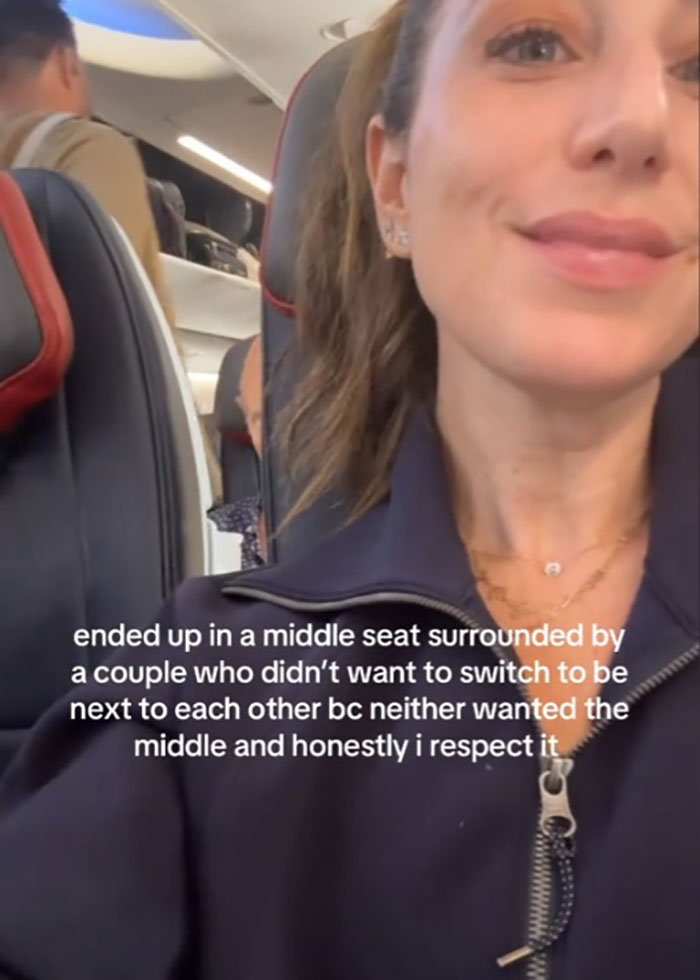 "Strangers On A Plane": Couple Refuses To Swap Seats With Woman Stuck Between Them "Strangers On A Plane": Couple Refuses To Swap Seats With Woman Stuck Between Them