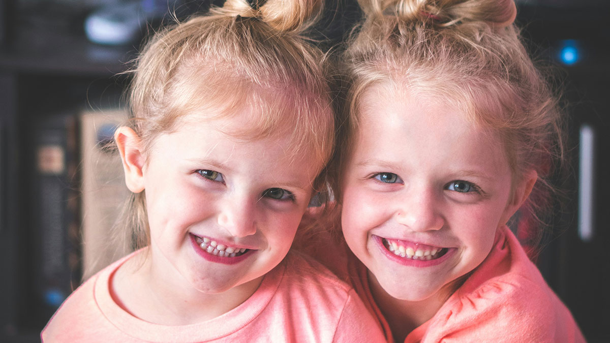 “That Is Wild”: Mom Says ‘Both Or None’ After Only One Of Her Twins Gets A B-Day Invitation