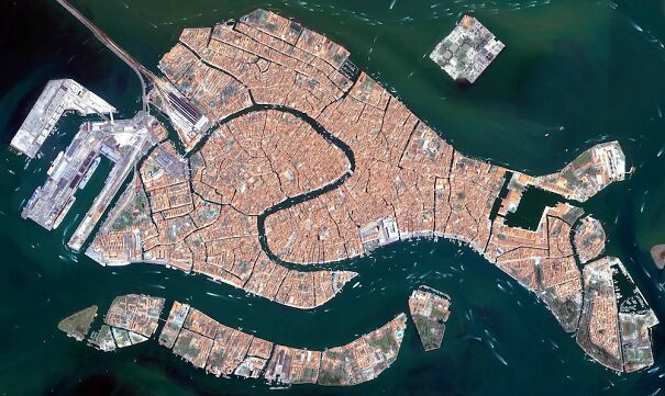 venice-copy-67485ade353a3.jpg