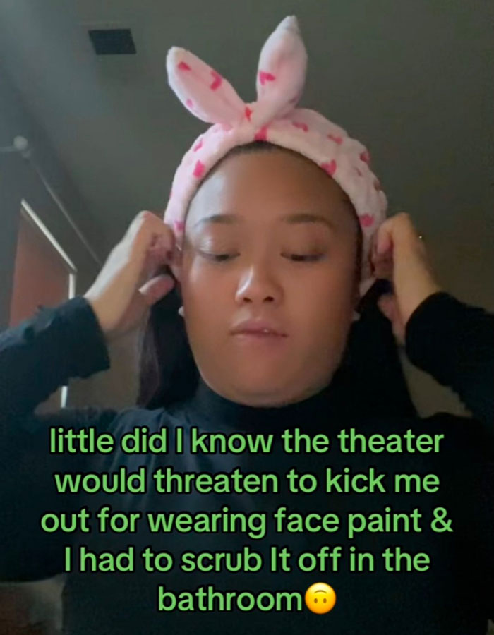 'Wicked' Fans Upset Over Movie Theater's "Dumb Rule" Prior To Entering Screening 'Wicked' Fans Upset Over Movie Theater's "Dumb Rule" Prior To Entering Screening