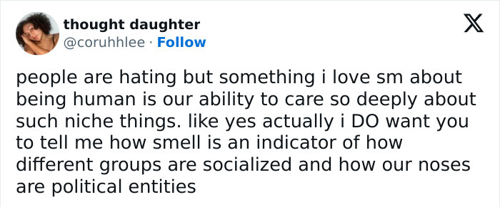 Tweet discussing the thesis on "politics of smell" and its impact on socialization and identity. Tweet discussing the thesis on "politics of smell" and its impact on socialization and identity.