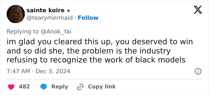 Tweet discusses black models and industry recognition issues. Tweet discusses black models and industry recognition issues.