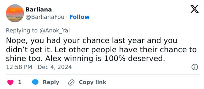 Tweet discussing model of the year contest result and fairness in awards recognition. Tweet discussing model of the year contest result and fairness in awards recognition.
