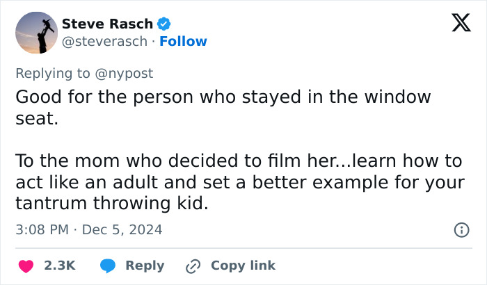 Mother’s Attempt To Shame Woman Over Plane Seat Backfires, Turning Her Into A Viral Influencer Mother’s Attempt To Shame Woman Over Plane Seat Backfires, Turning Her Into A Viral Influencer