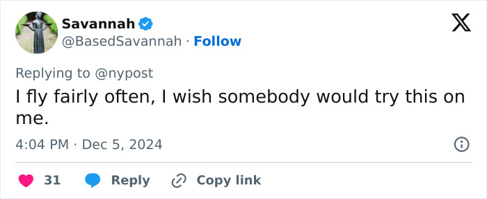 Mother’s Attempt To Shame Woman Over Plane Seat Backfires, Turning Her Into A Viral Influencer Mother’s Attempt To Shame Woman Over Plane Seat Backfires, Turning Her Into A Viral Influencer