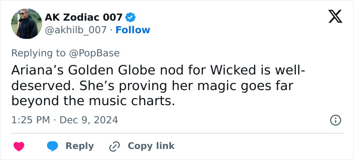 "Look At All The Photoshop": Ariana Grande's Golden Globes Nomination Sparks Backlash "Look At All The Photoshop": Ariana Grande's Golden Globes Nomination Sparks Backlash