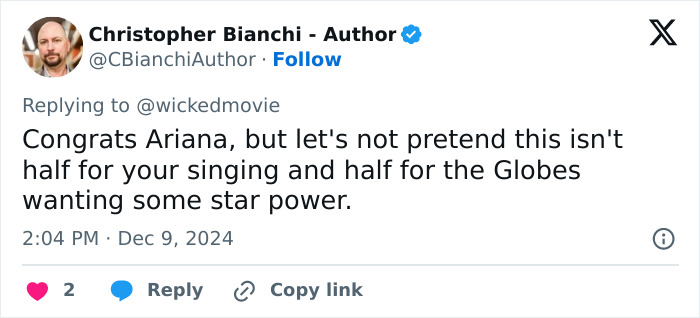 "Look At All The Photoshop": Ariana Grande's Golden Globes Nomination Sparks Backlash "Look At All The Photoshop": Ariana Grande's Golden Globes Nomination Sparks Backlash