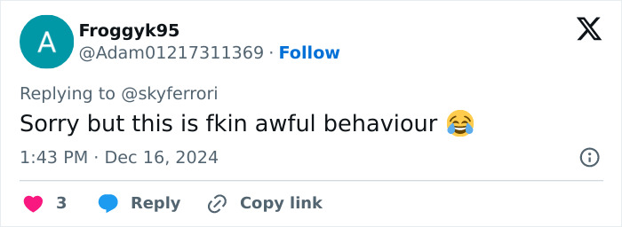 Tweet criticizing alleged rude behavior with laughing emoji. Tweet criticizing alleged rude behavior with laughing emoji.