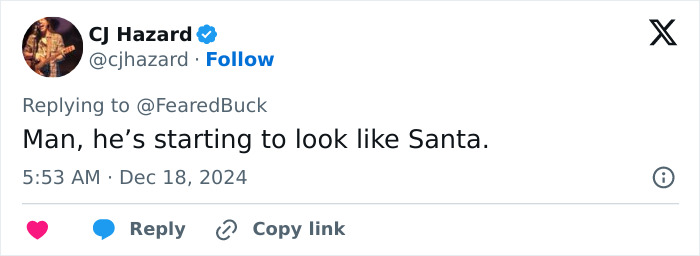 People Get Emotional After Arnold Schwarzenegger Is Spotted Being Protected By 5 Bodyguards People Get Emotional After Arnold Schwarzenegger Is Spotted Being Protected By 5 Bodyguards