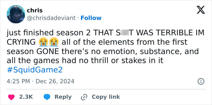 Tweet criticizing Squid Game 2 for lack of emotion and thrill, using emojis to express disappointment. Tweet criticizing Squid Game 2 for lack of emotion and thrill, using emojis to express disappointment.