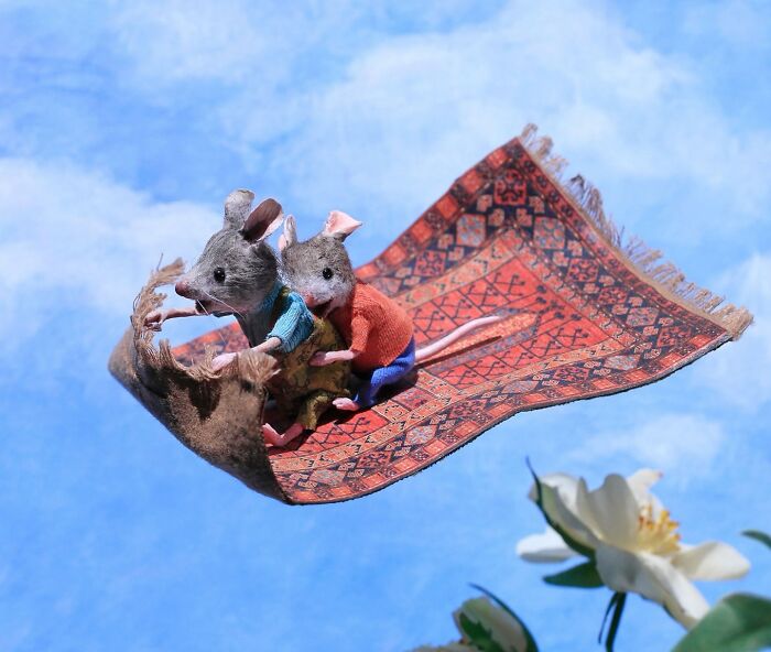 30 Charming And Detailed Miniature Worlds From Maggie Rudy’s Mouseland