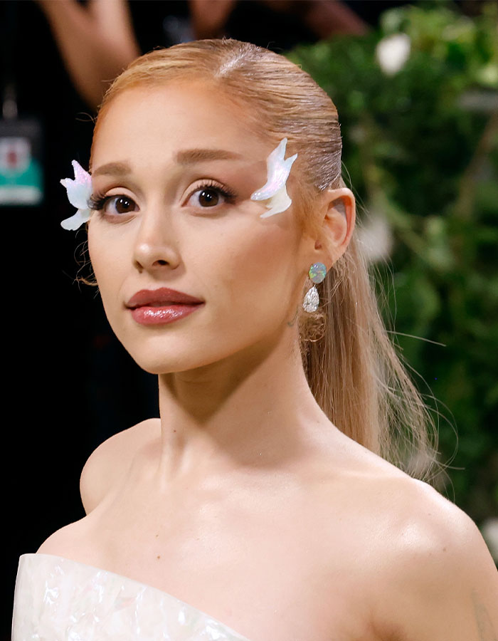 Planned Parenthood’s “Hilarious” Take On The ‘Wicked’ Movie Poster Has Fans Going Crazy Planned Parenthood’s “Hilarious” Take On The ‘Wicked’ Movie Poster Has Fans Going Crazy