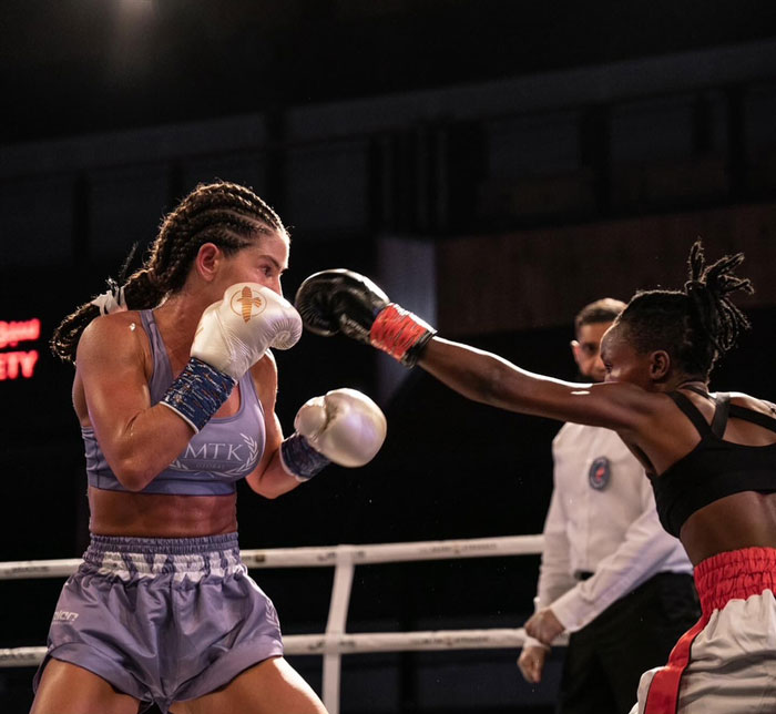 Australian Boxer Shows Off Physical Transformation After Removing Her Breast Implants Australian Boxer Shows Off Physical Transformation After Removing Her Breast Implants