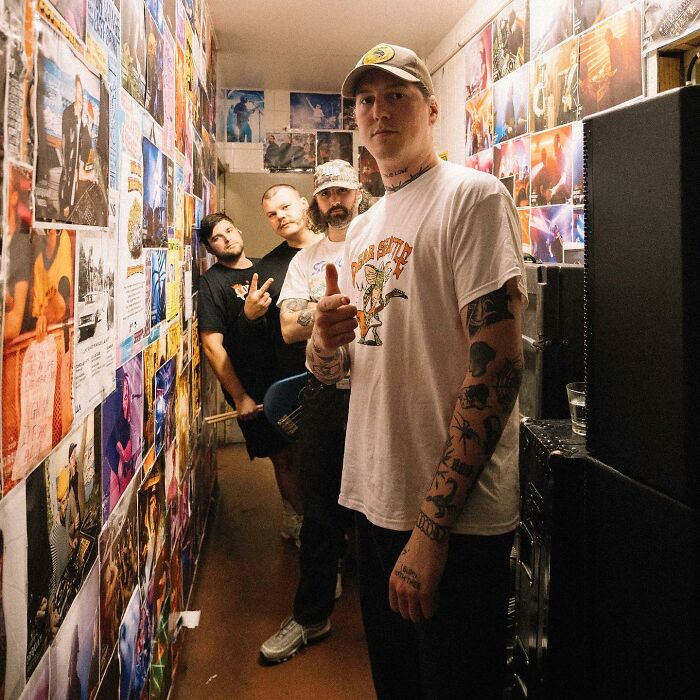 24YO Fan Paralyzed After Punk Rock Star Dove On Her During A Concert Files Lawsuit 24YO Fan Paralyzed After Punk Rock Star Dove On Her During A Concert Files Lawsuit