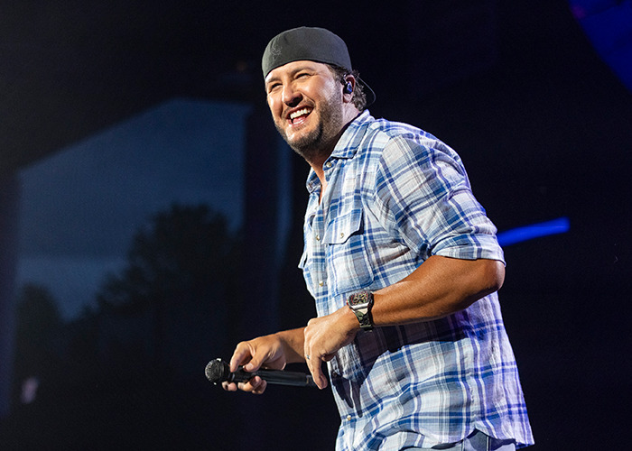 People Call Out Celebs’ Hypocrisy After 2024 Private Jet Flight Usage Leaderboard Is Revealed People Call Out Celebs’ Hypocrisy After 2024 Private Jet Flight Usage Leaderboard Is Revealed