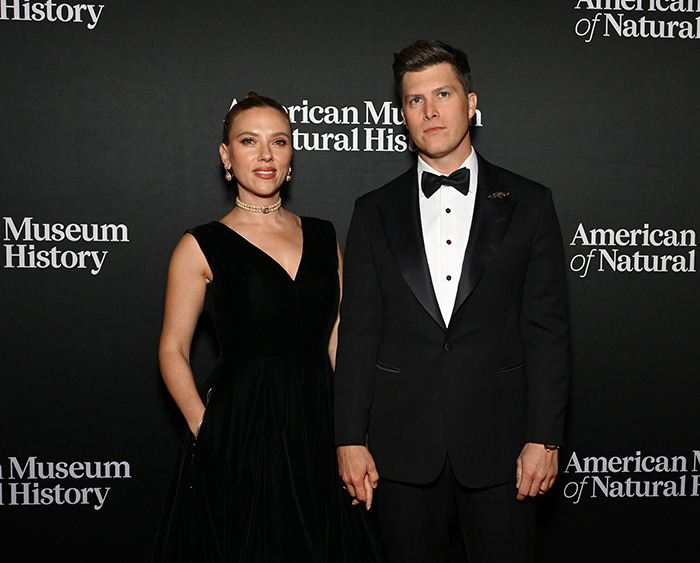 Colin Jost and Scarlett Johansson at the American Museum of Natural History event, dressed in formal attire. Colin Jost and Scarlett Johansson at the American Museum of Natural History event, dressed in formal attire.