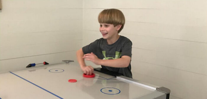 ‘Baby Driver’ Actor Hudson Meek, 16, Tragically Passes Away After Falling Out Of Moving Car ‘Baby Driver’ Actor Hudson Meek, 16, Tragically Passes Away After Falling Out Of Moving Car