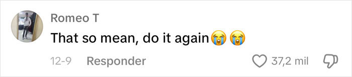 “So Mean”: Parents Slammed Over Controversial Grinch Trend That Leaves Children In Tears “So Mean”: Parents Slammed Over Controversial Grinch Trend That Leaves Children In Tears