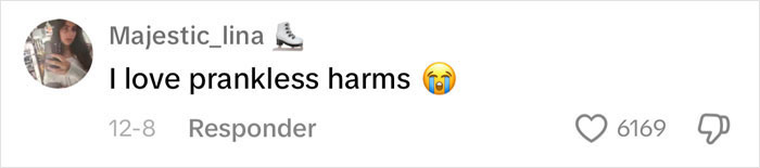 “So Mean”: Parents Slammed Over Controversial Grinch Trend That Leaves Children In Tears “So Mean”: Parents Slammed Over Controversial Grinch Trend That Leaves Children In Tears