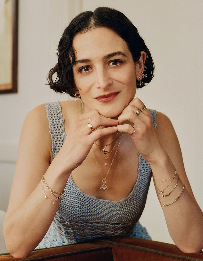 “Terribly Threatening”: Justin Baldoni’s Co-Star Supports Blake Lively After “Dark” Attack “Terribly Threatening”: Justin Baldoni’s Co-Star Supports Blake Lively After “Dark” Attack