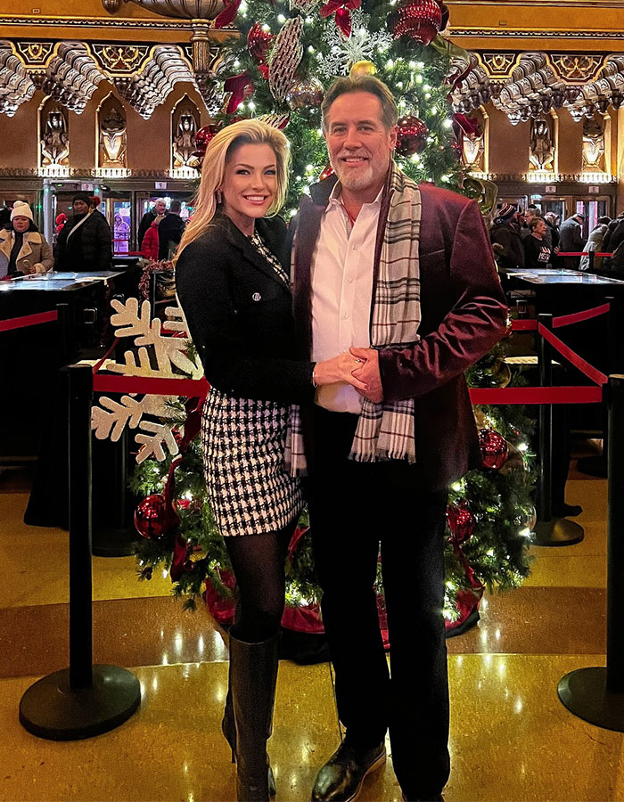 2YO Suddenly Realizes His Mom Is The Bride—His "Heart-Melting" Reaction Is Winning The Internet 2YO Suddenly Realizes His Mom Is The Bride—His "Heart-Melting" Reaction Is Winning The Internet