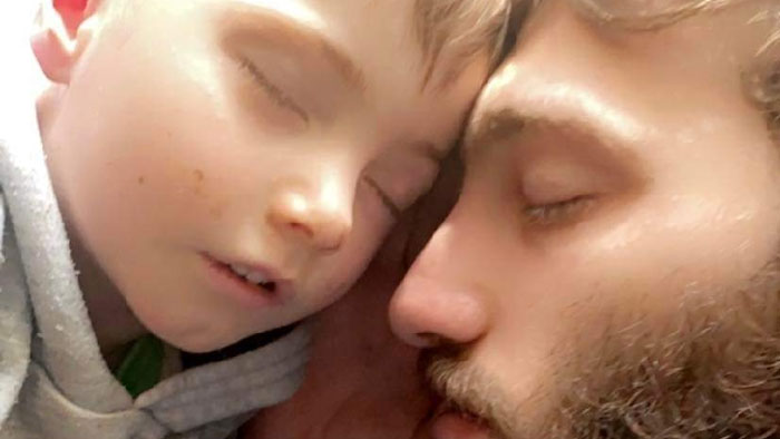 Dad, 20, Passes Away After Getting ‘Little Cut’ On Lip, Leaving Behind 2 Kids And Pregnant Wife Dad, 20, Passes Away After Getting ‘Little Cut’ On Lip, Leaving Behind 2 Kids And Pregnant Wife