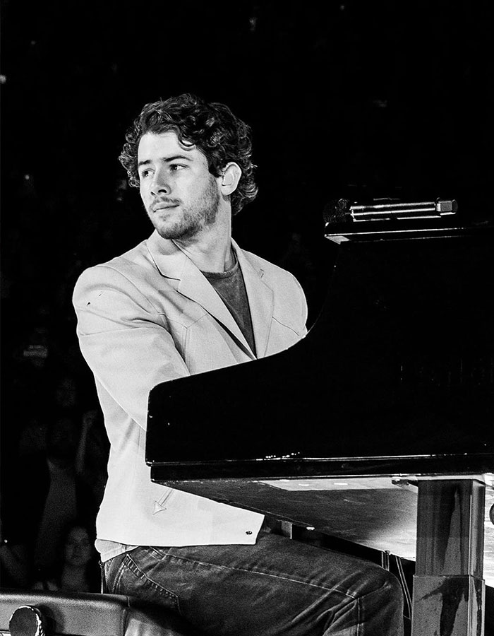 Nick Jonas Fans Threaten To Withdraw Support After His Bizarre Elon Musk Tweet: "Delete This" Nick Jonas Fans Threaten To Withdraw Support After His Bizarre Elon Musk Tweet: "Delete This"