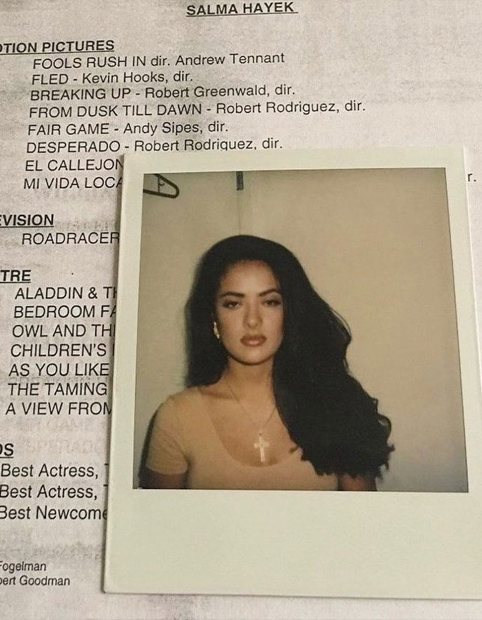 "She Had A Nose Job": Salma Hayek's 1995 Casting Photo Goes Viral "She Had A Nose Job": Salma Hayek's 1995 Casting Photo Goes Viral