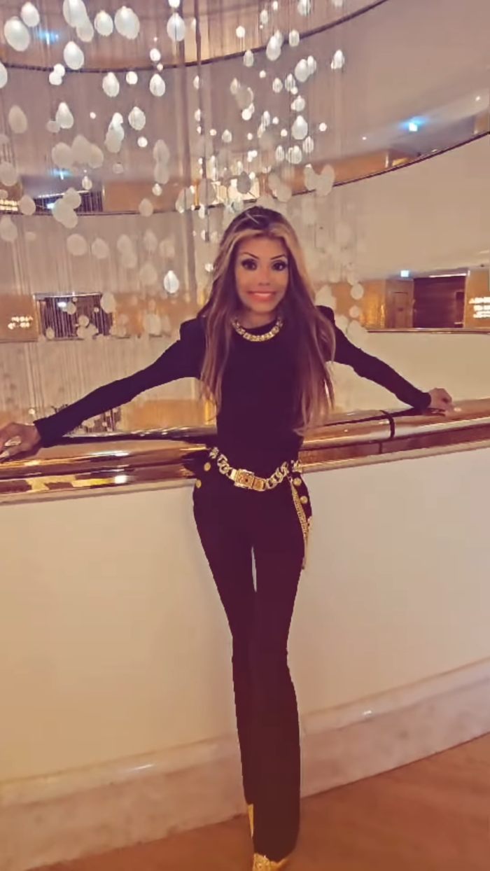 La Toya Jackson Fans Alarmed By Her "Frail" Look After Brother's Passing: “Doesn’t Look Healthy” La Toya Jackson Fans Alarmed By Her "Frail" Look After Brother's Passing: “Doesn’t Look Healthy”