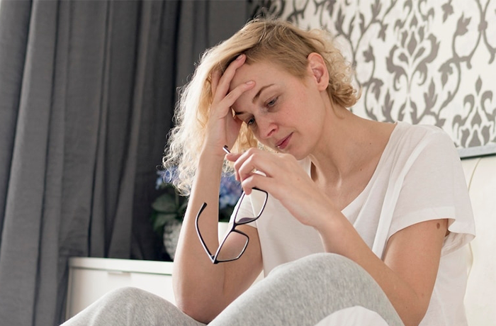 Woman Pays For Premium Seat On Long Flight, Verbally Abused By Two Ladies When She Refuses To Move Woman Pays For Premium Seat On Long Flight, Verbally Abused By Two Ladies When She Refuses To Move