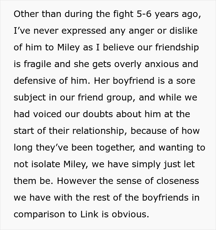 Friend Angry Her Rude BF Isn’t Invited To Wedding, Livid Couple Refuses To Put Up With Him Friend Angry Her Rude BF Isn’t Invited To Wedding, Livid Couple Refuses To Put Up With Him
