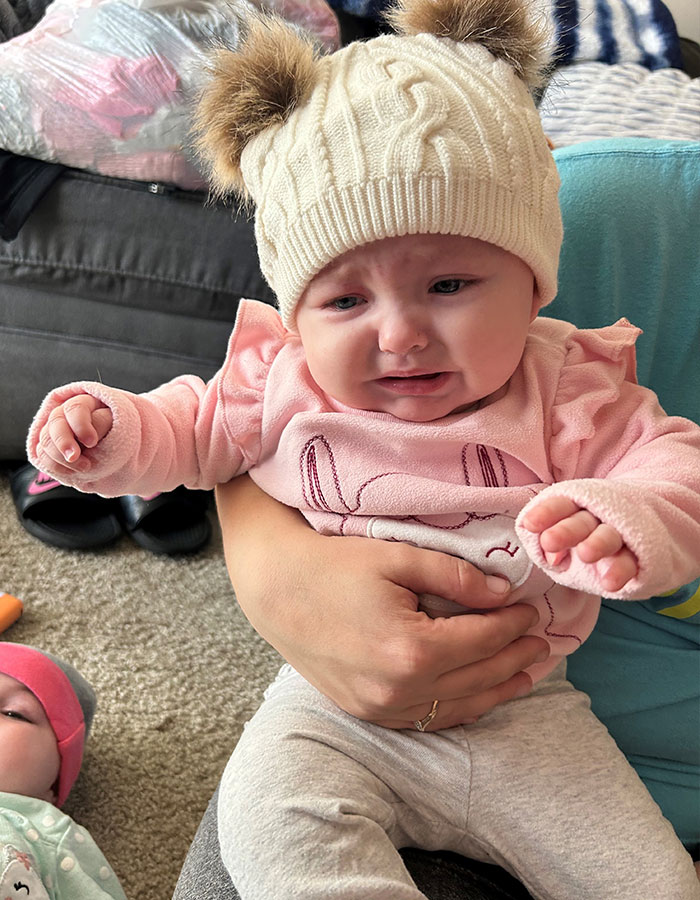 Man Spots Car Seats in Ditch and Saves Two Freezing Babies While Picking Up Mail Man Spots Car Seats in Ditch and Saves Two Freezing Babies While Picking Up Mail