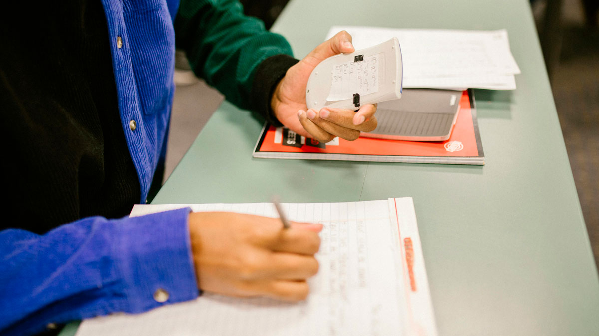 36 Babysitters Share The Moments They Knew Kids Were Not Gonna Have Normal Lives