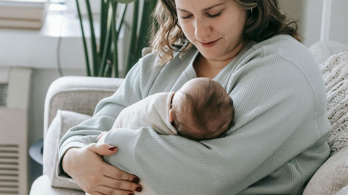 New Mom Sets Boundaries With Heavy-Smoking MIL Over Third-Hand Smoke Risks