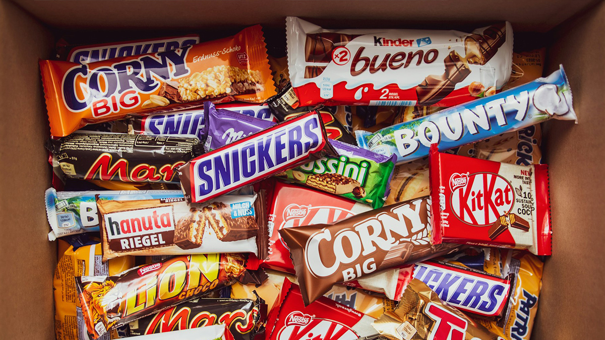 “All Color Left Their Faces”: Woman Claps Back At Teens Laughing Because She Was Buying Candy“All Color Left Their Faces”: Woman Claps Back At Teens Laughing Because She Was Buying Candy