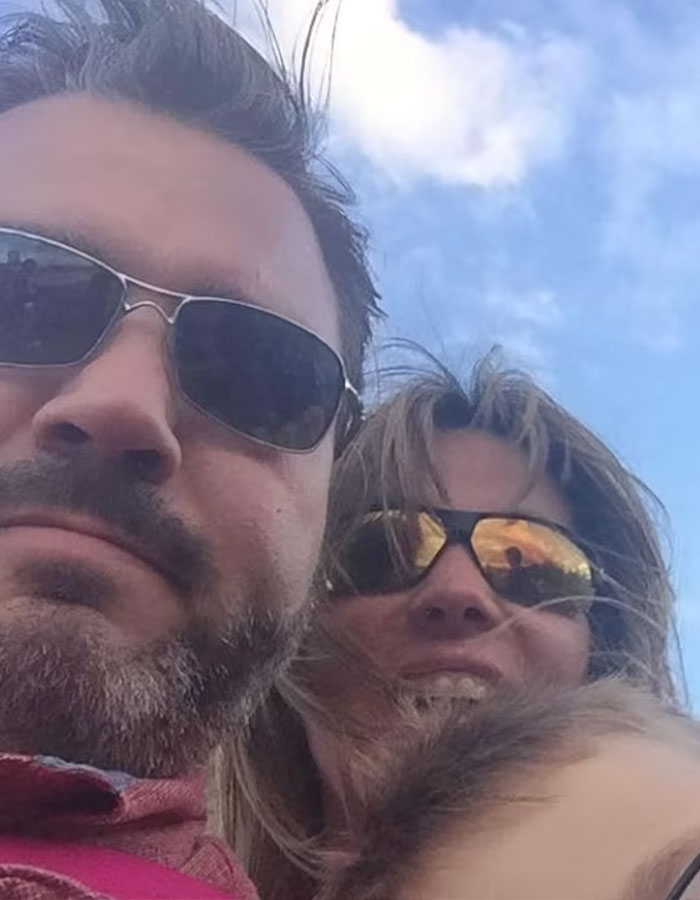 Wife Who Got Fired By Husband After She Caught Him Having Affair Wins £10,000 Wife Who Got Fired By Husband After She Caught Him Having Affair Wins £10,000