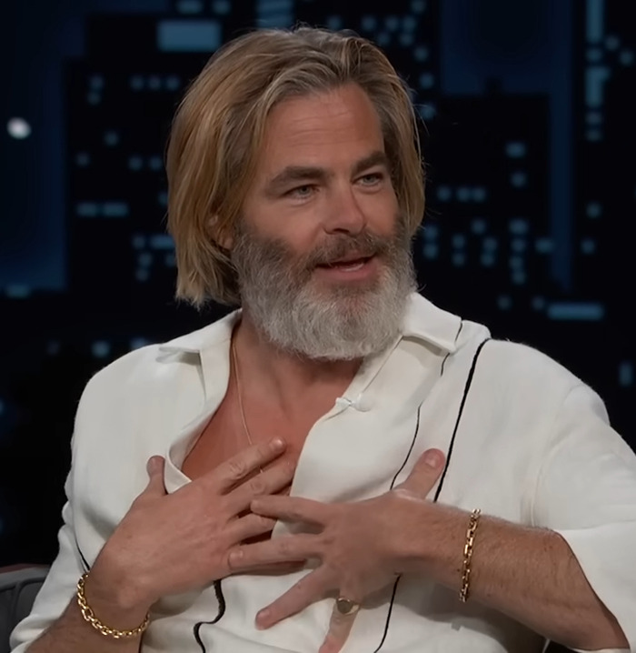 Chris Pine’s 29-Year-Old Girlfriend Looks Like His Daughter, Ruthless Netizens Claim Chris Pine’s 29-Year-Old Girlfriend Looks Like His Daughter, Ruthless Netizens Claim